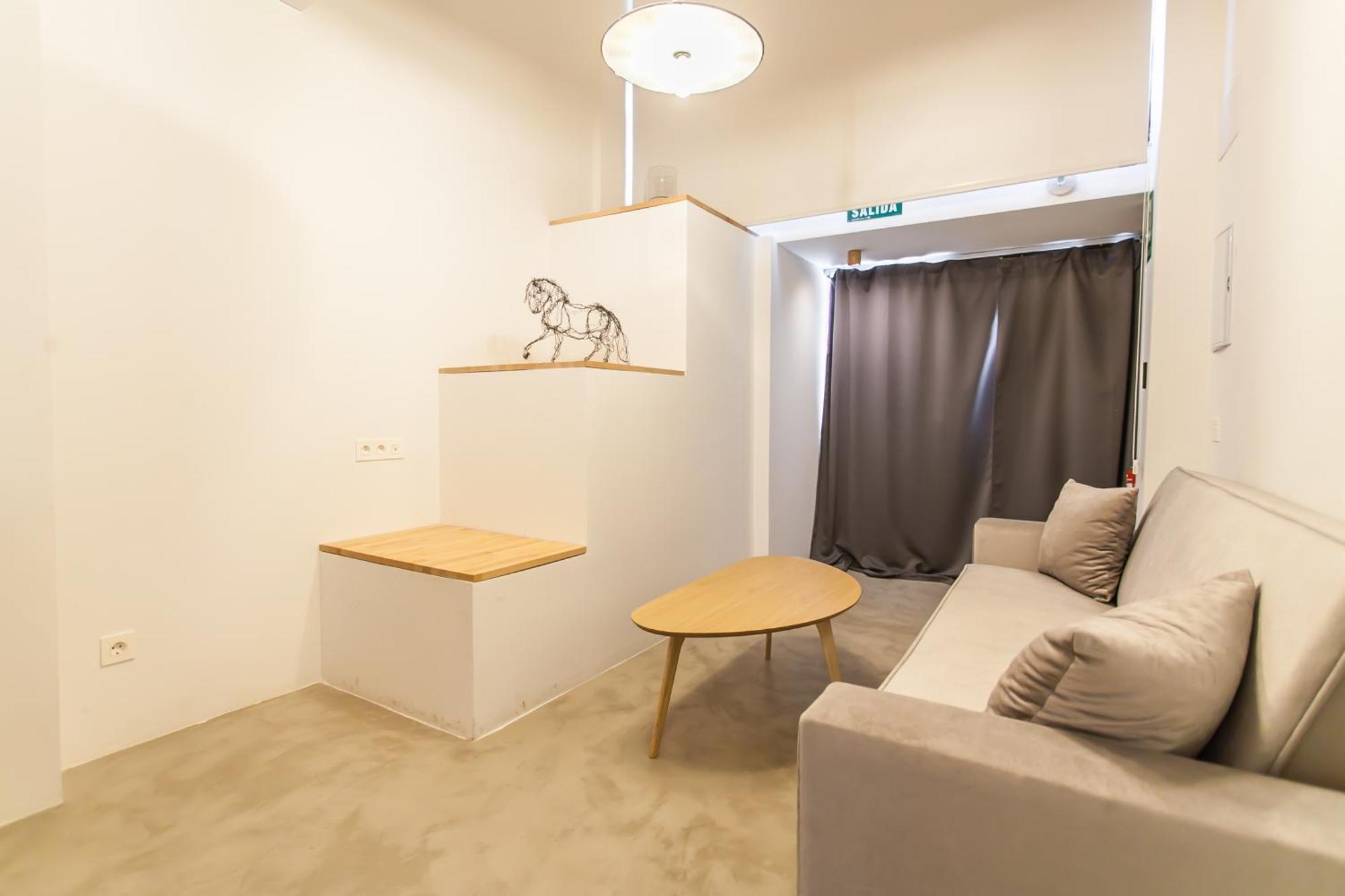 Guernica Luxury Duplex - Location, Light, And Art Apartment Madrid Bagian luar foto