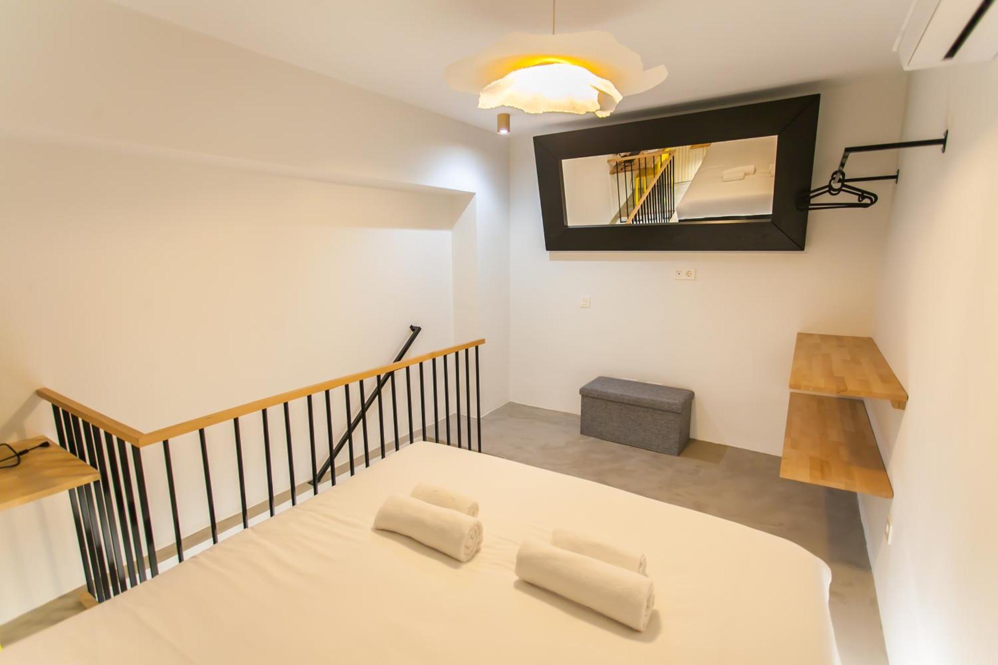 Guernica Luxury Duplex - Location, Light, And Art Apartment Madrid Bagian luar foto