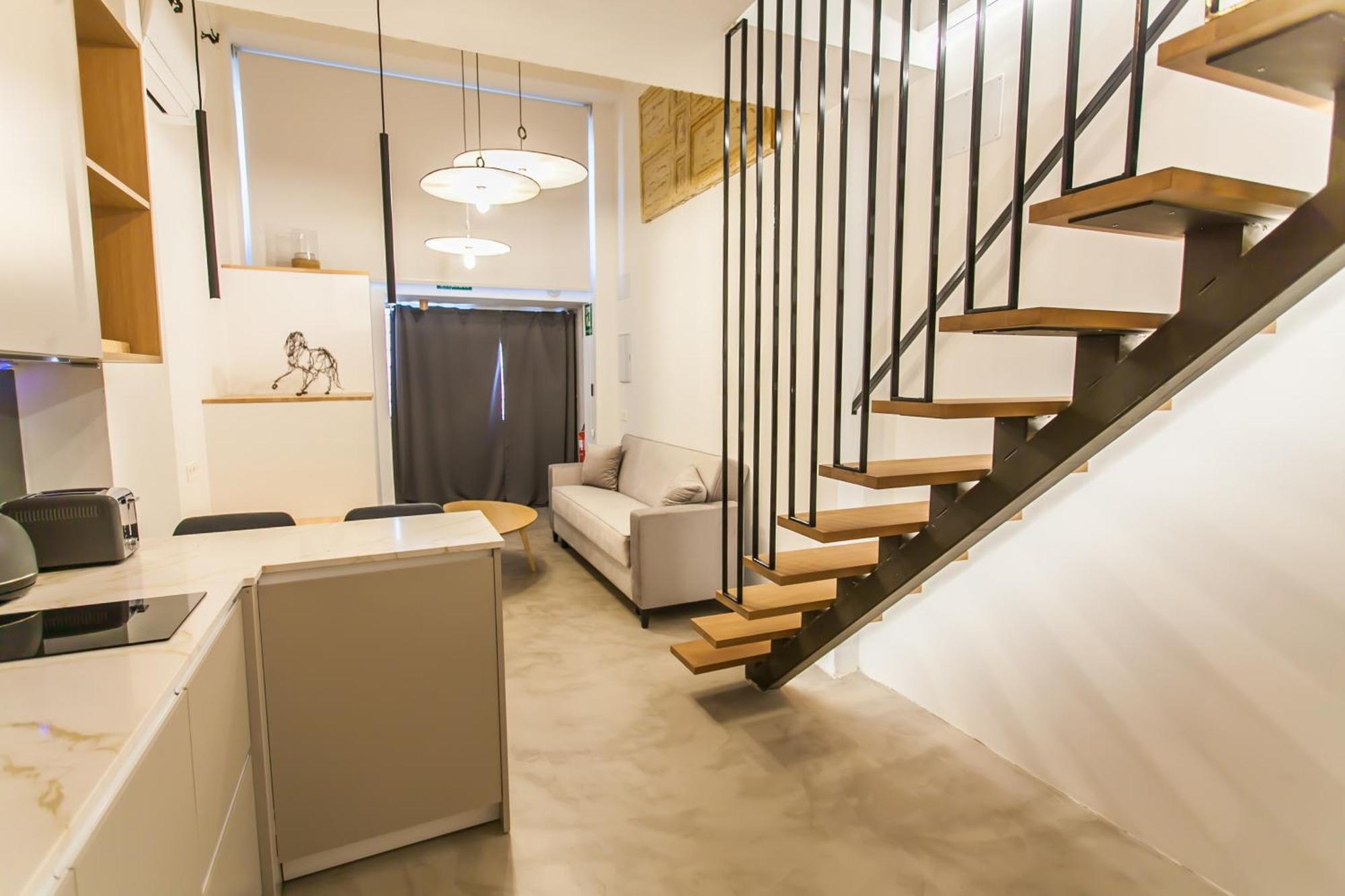 Guernica Luxury Duplex - Location, Light, And Art Apartment Madrid Bagian luar foto