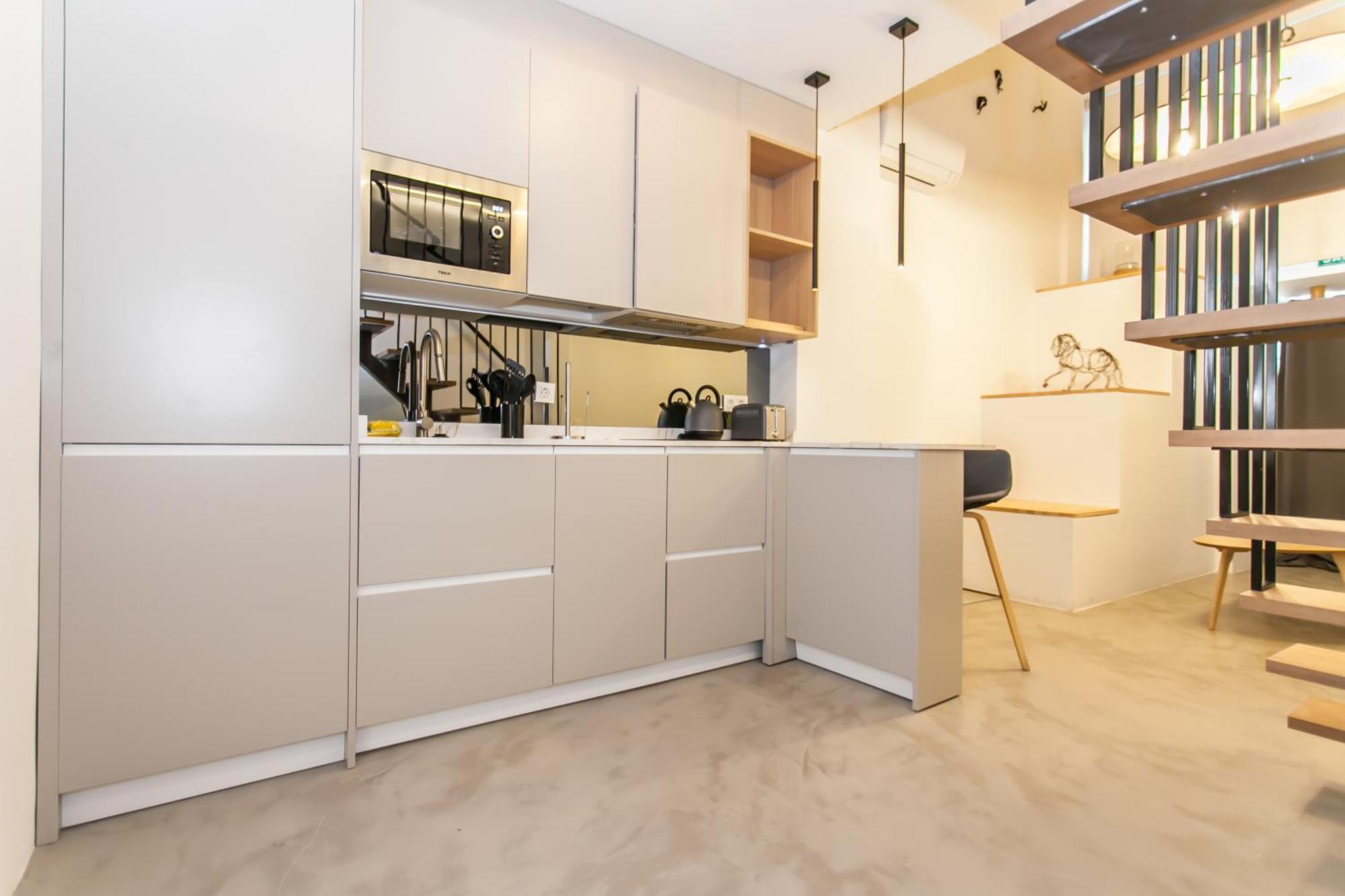 Guernica Luxury Duplex - Location, Light, And Art Apartment Madrid Bagian luar foto